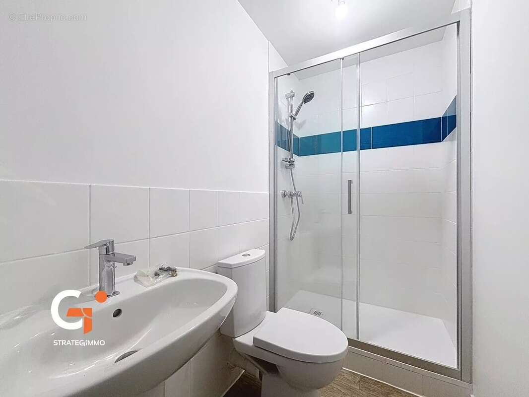 Maison à LA FEUILLIE