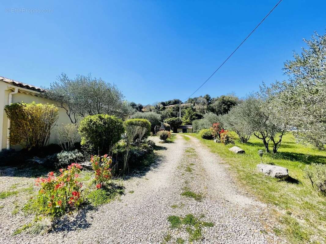 Appartement à SAINT-ROMAIN-EN-VIENNOIS