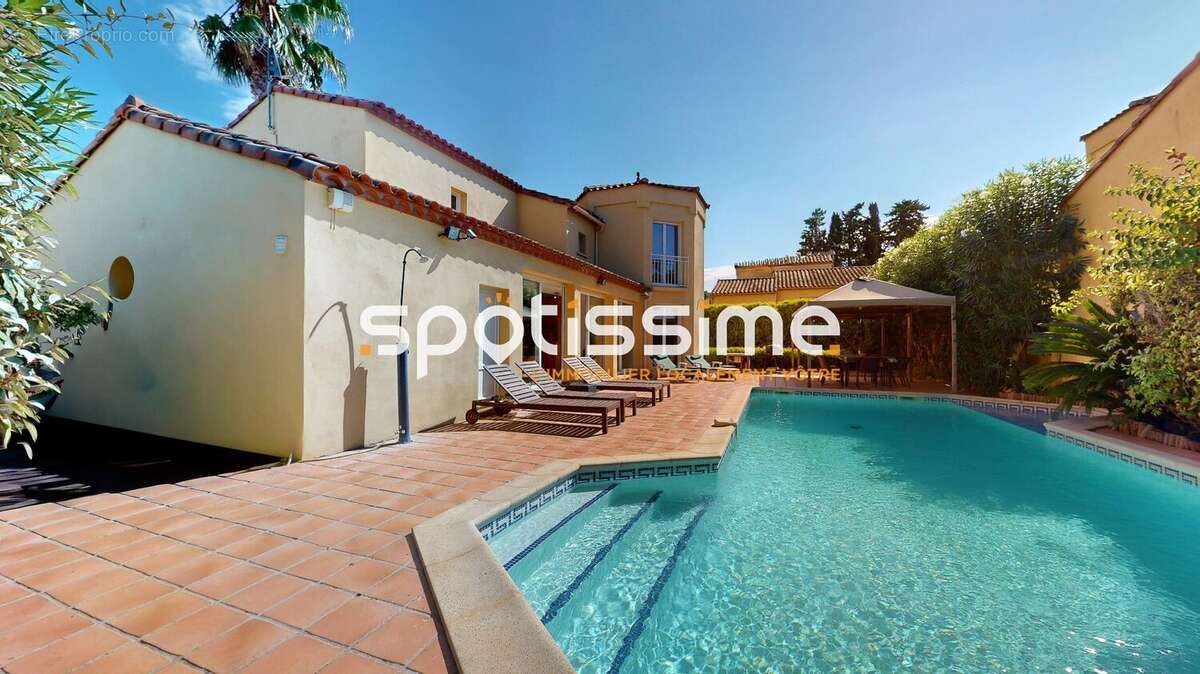 Maison à AGDE