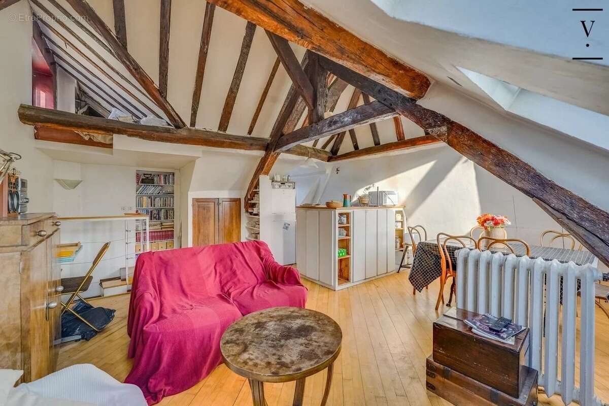 4° - proche quais de seine - duplex en dernier etage - photo 4