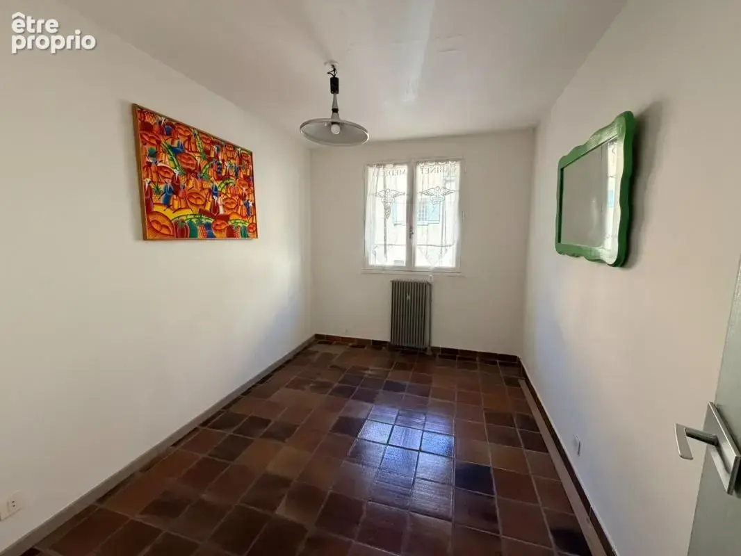 Aix centre proche Rotonde – appartement Type 3 64 m², ascenseur, balcon, cave - photo 7