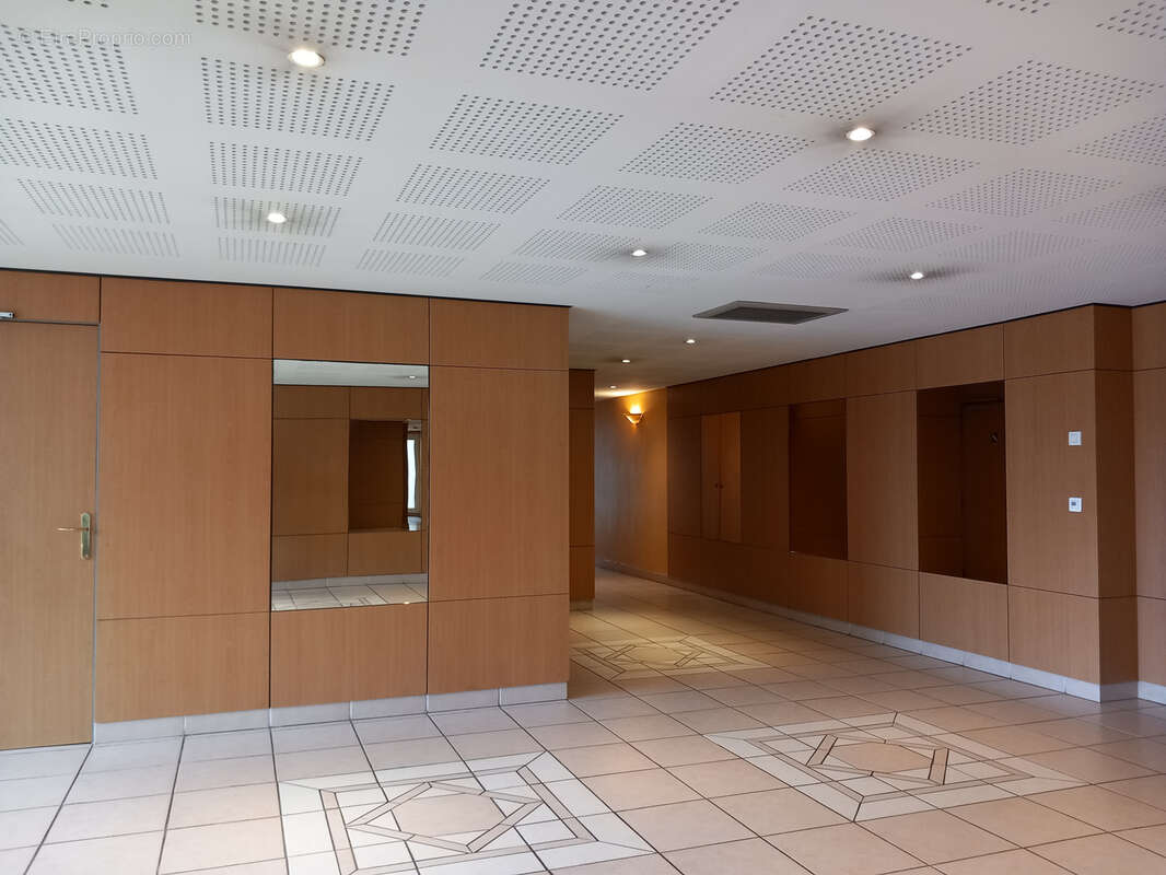 Appartement à MOUANS-SARTOUX