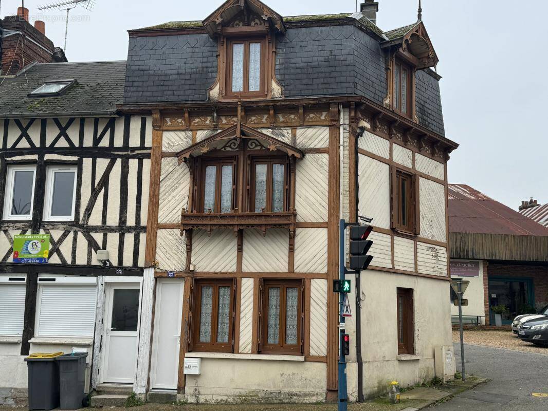 Maison à BERNAY