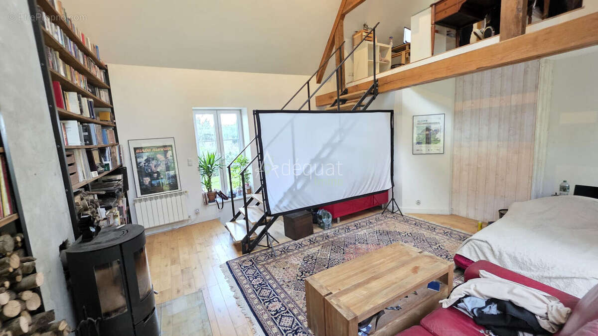 Maison - 6 chambres - 177 m² - photo 4