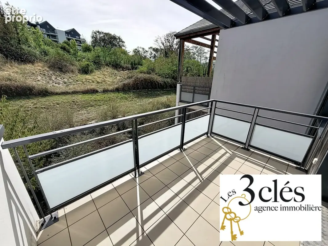 t2 dernier étage avec garage et terrasse - photo 11