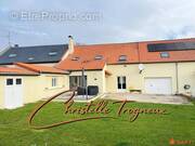 Photo 1 - Maison à QUERRIEU