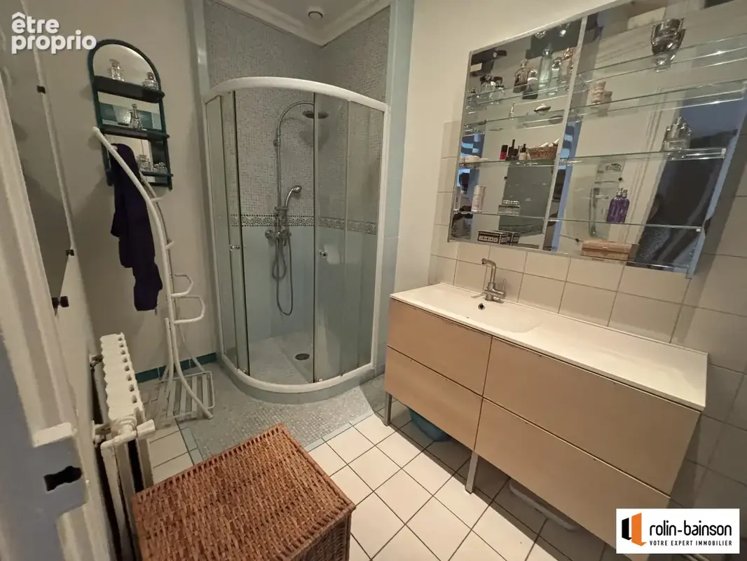 Appartement 4 pièces 108 m² à vendre à Villeurbanne (69100) - photo 9