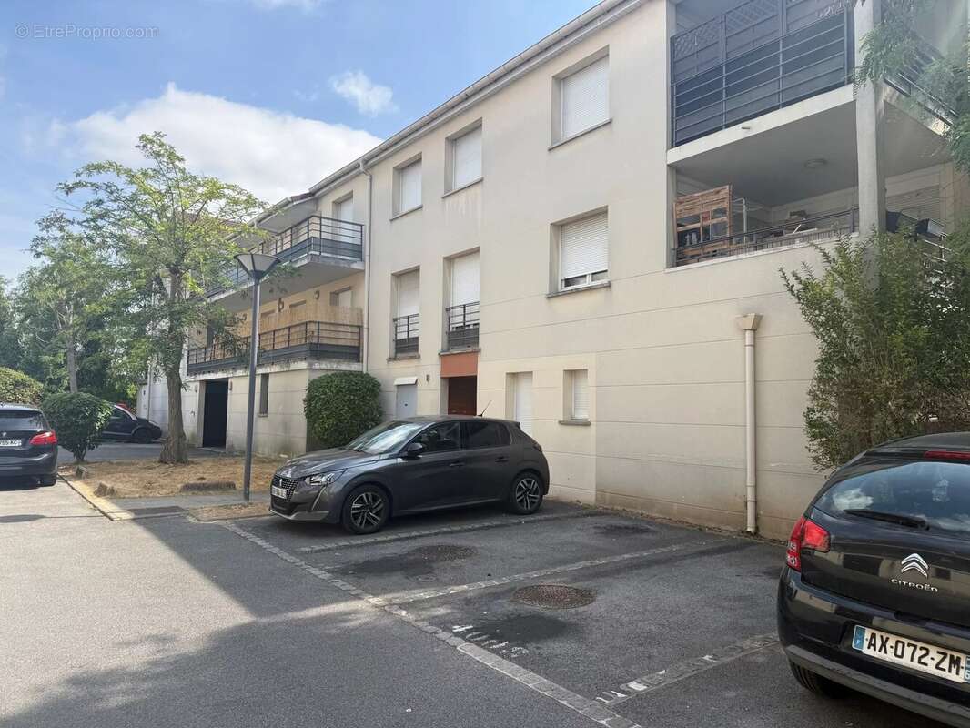 Joli 3 pièces situé au dernier étage ! - photo 10