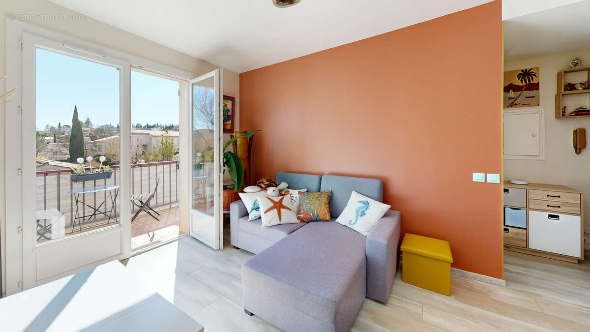 Appartement à GREOUX-LES-BAINS