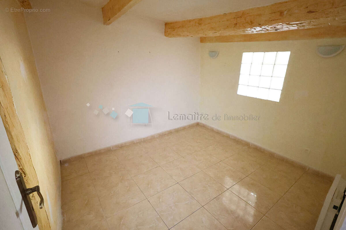 Maison Fayence 7 pièce(s) 180 m² en deux habitations - photo 11