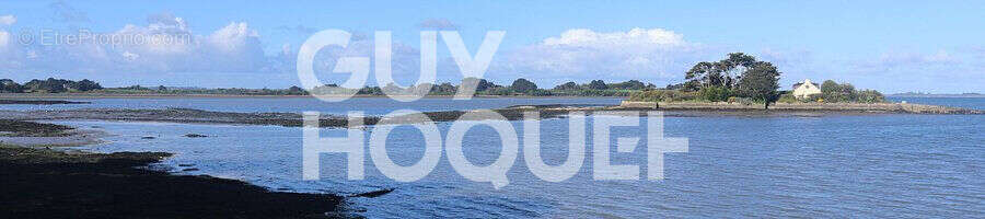 Terrain à SAINT-ARMEL