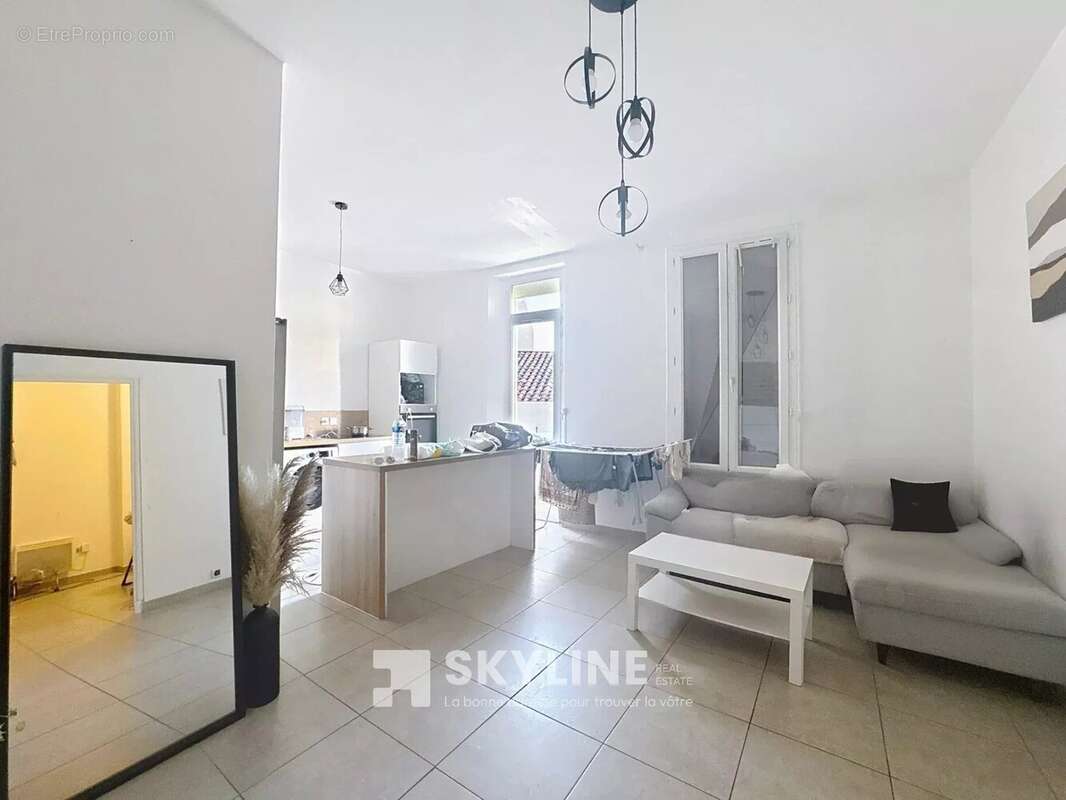 Appartement à MARSEILLE-9E