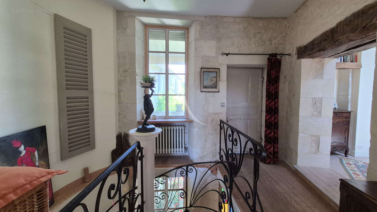 Maison à SAINTES