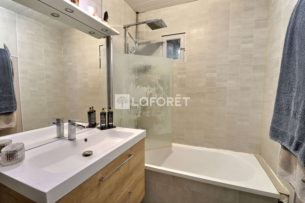 Appartement à VITRY-SUR-SEINE