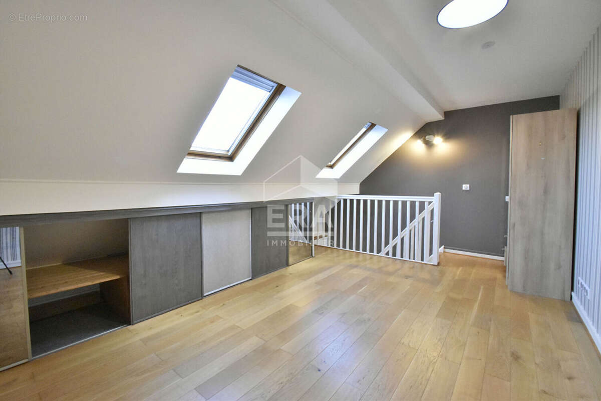 Appartement à JOUARS-PONTCHARTRAIN