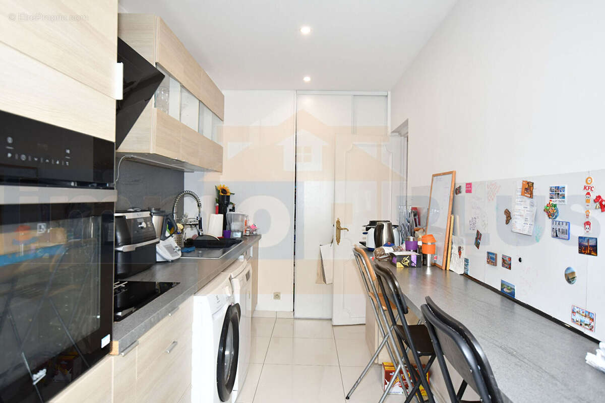 Appartement à FONTENAY-LE-FLEURY
