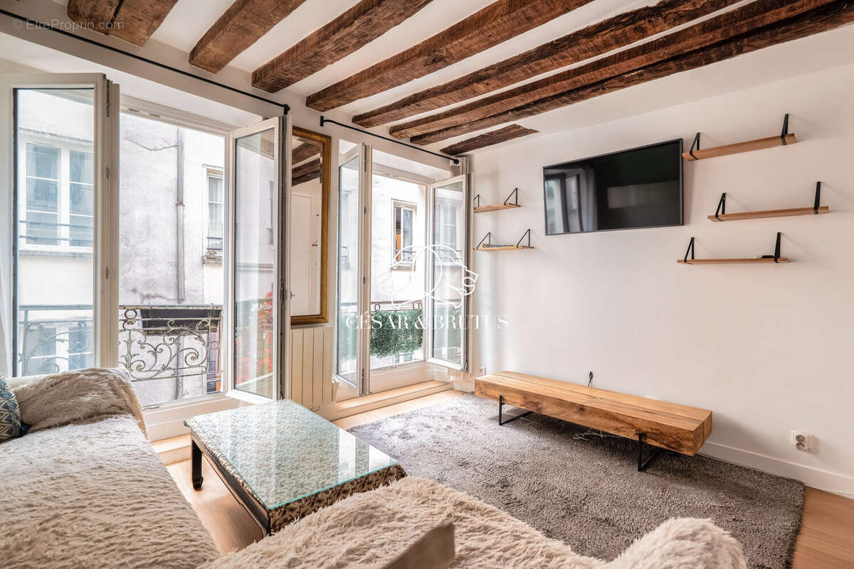 Appartement à PARIS-11E