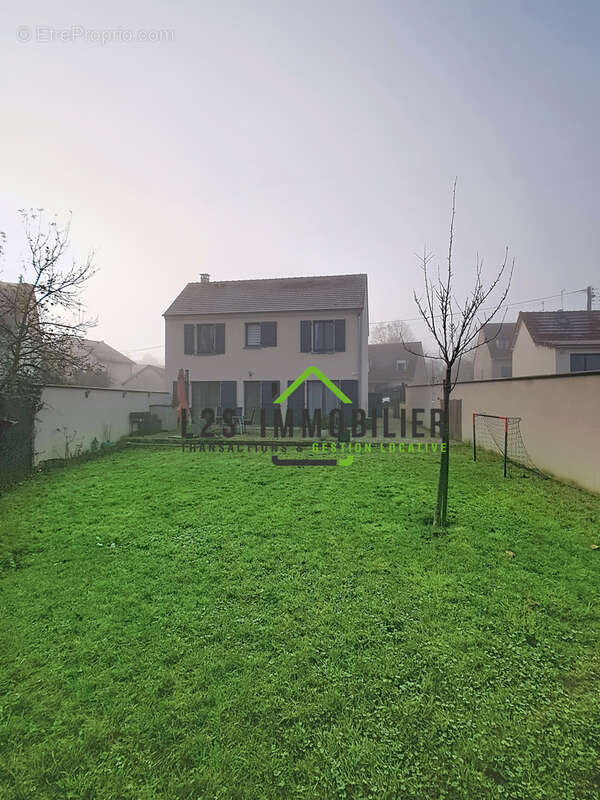 Maison à PUISEUX-EN-FRANCE