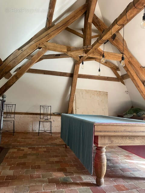 Maison à CONDE-SUR-HUISNE