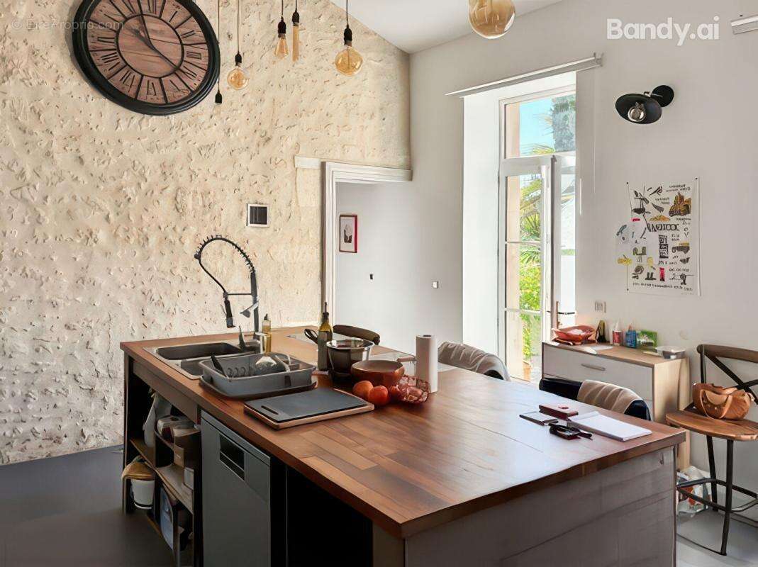 Maison à BRAUD-ET-SAINT-LOUIS