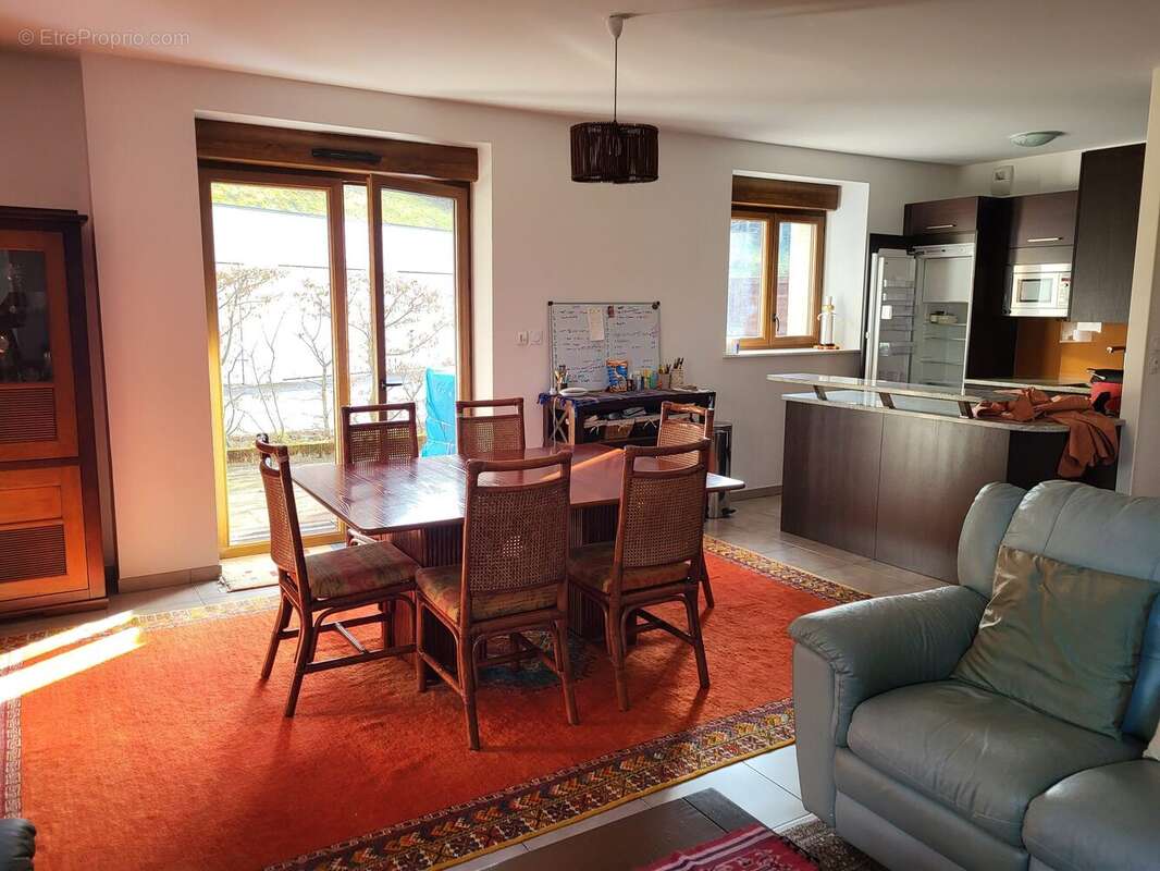 Appartement à THOIRY