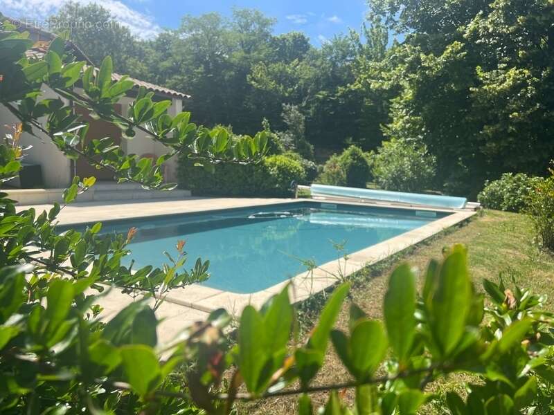 Maison à BIRAC-SUR-TREC