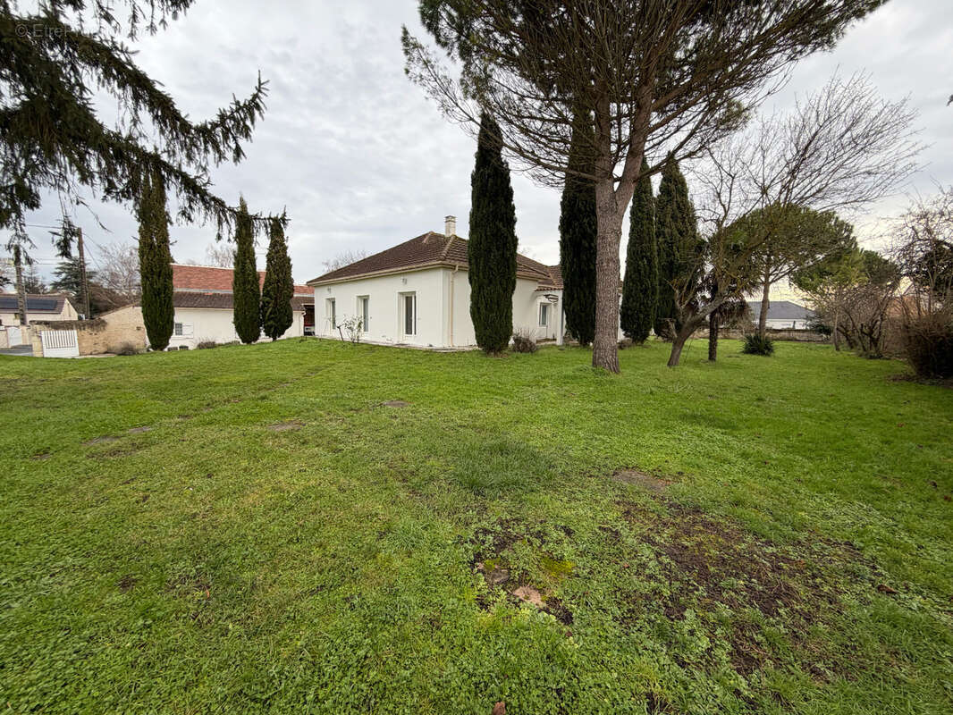 Maison à CHATELLERAULT