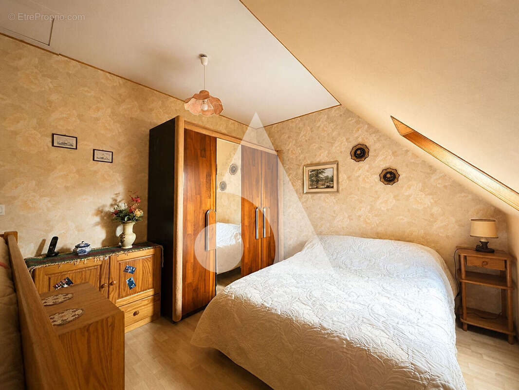 Maison à COULOMMIERS