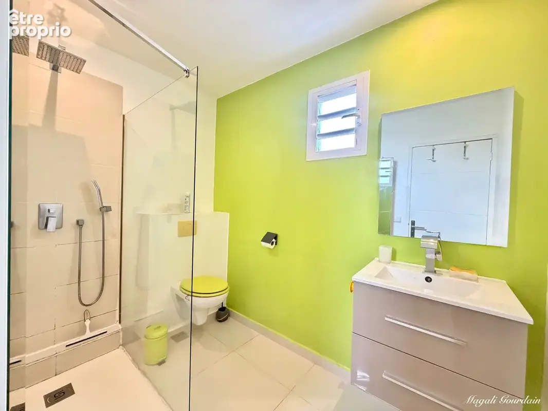 A vendre – saint-françois – villa avec piscine, gîte indépendant et autonomie électrique - photo 8