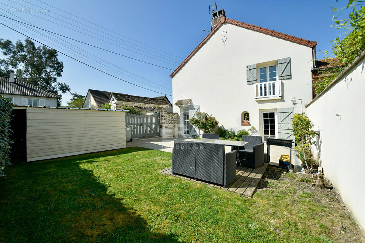 Maison à JOUARS-PONTCHARTRAIN