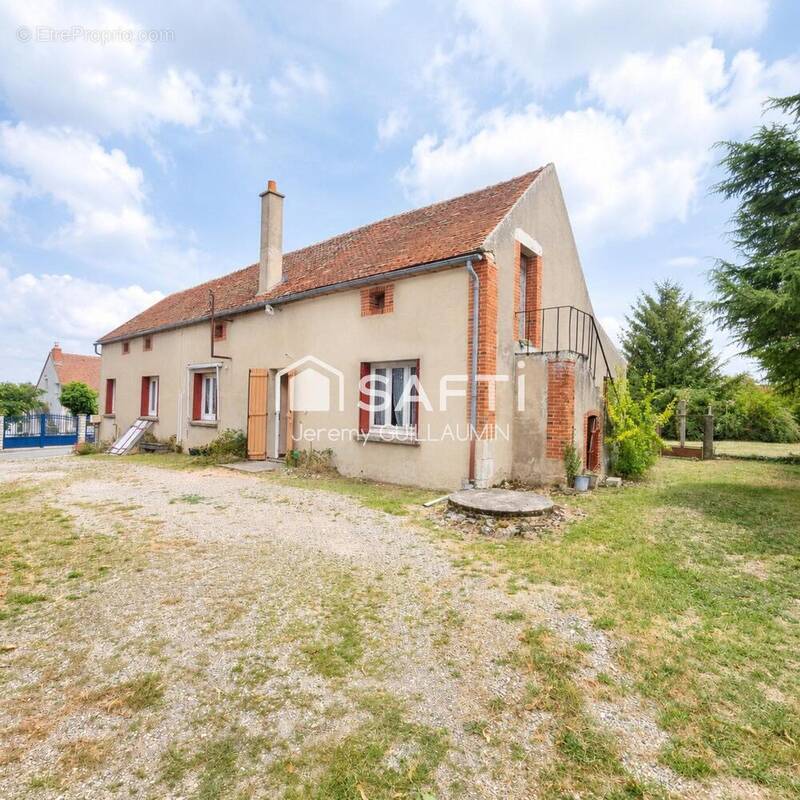 Photo 1 - Maison à BAYET