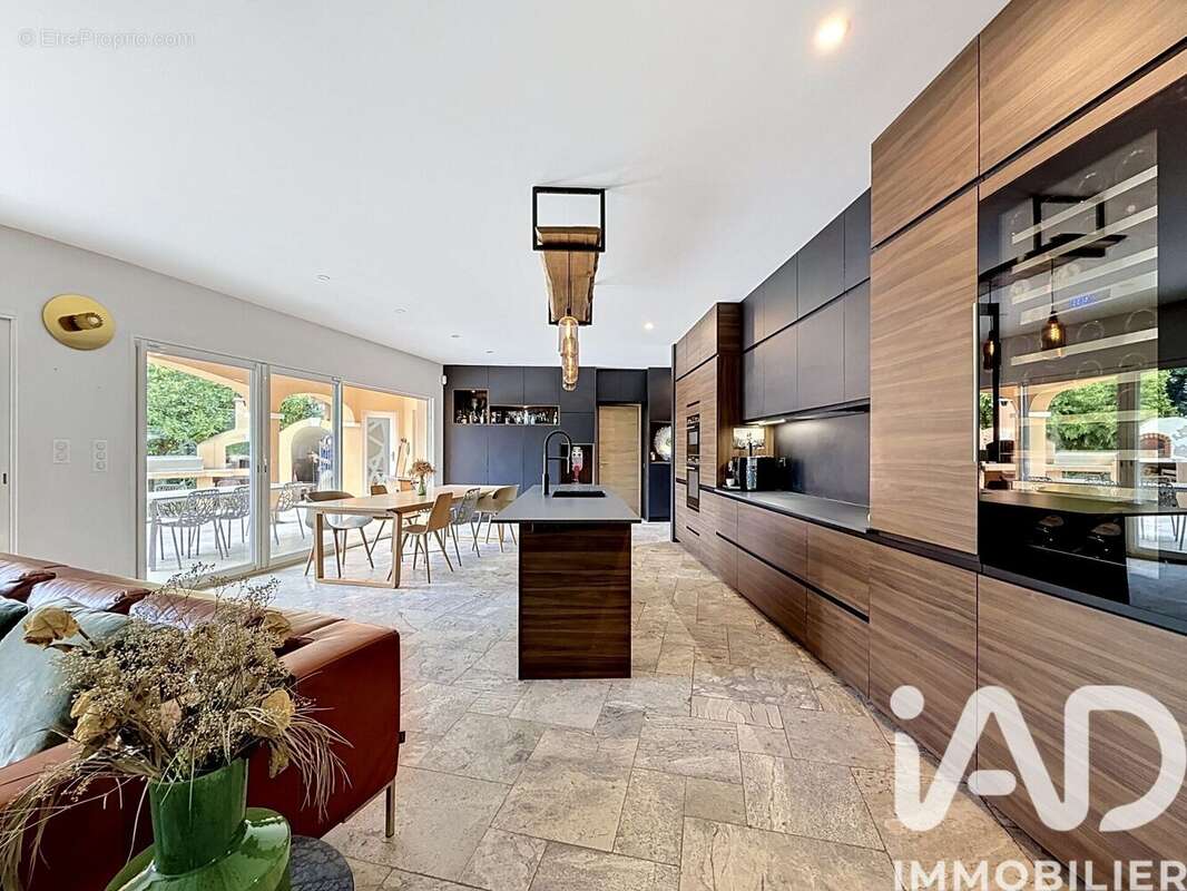Maison 220 m² à Pezenas  - photo 8
