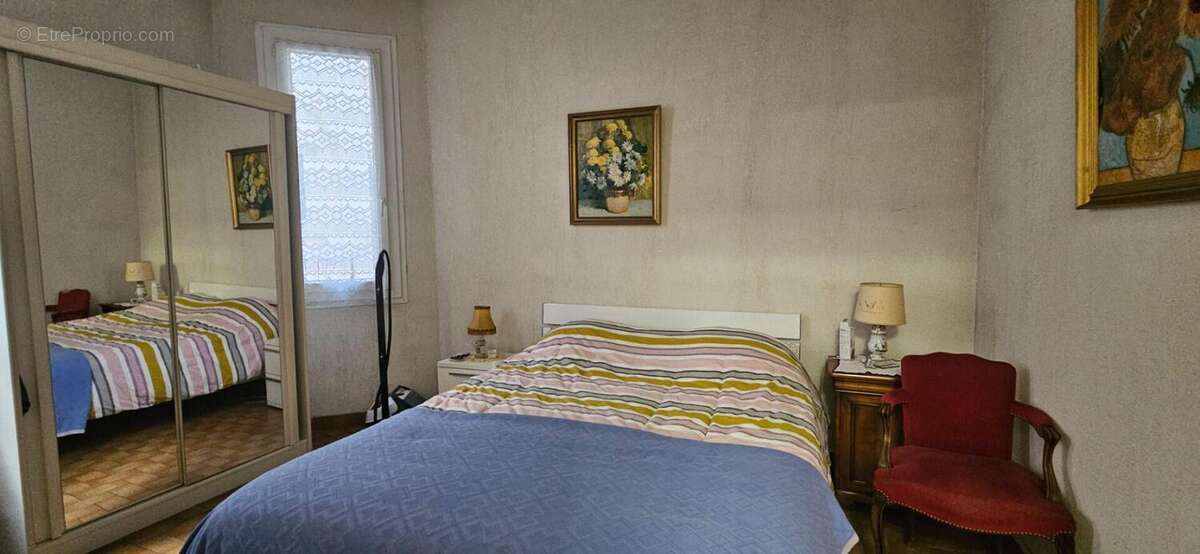 Appartement toulon centre  t4 - photo 8
