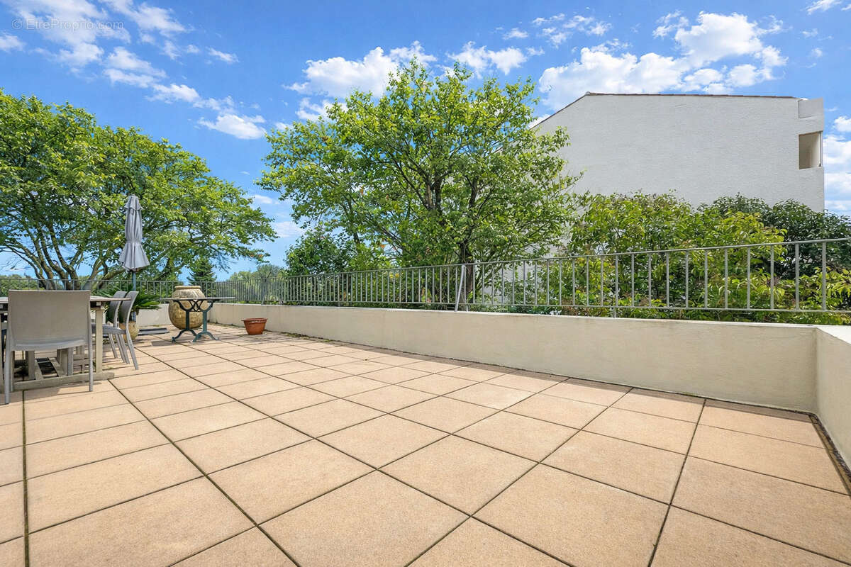 Appartement à NIMES