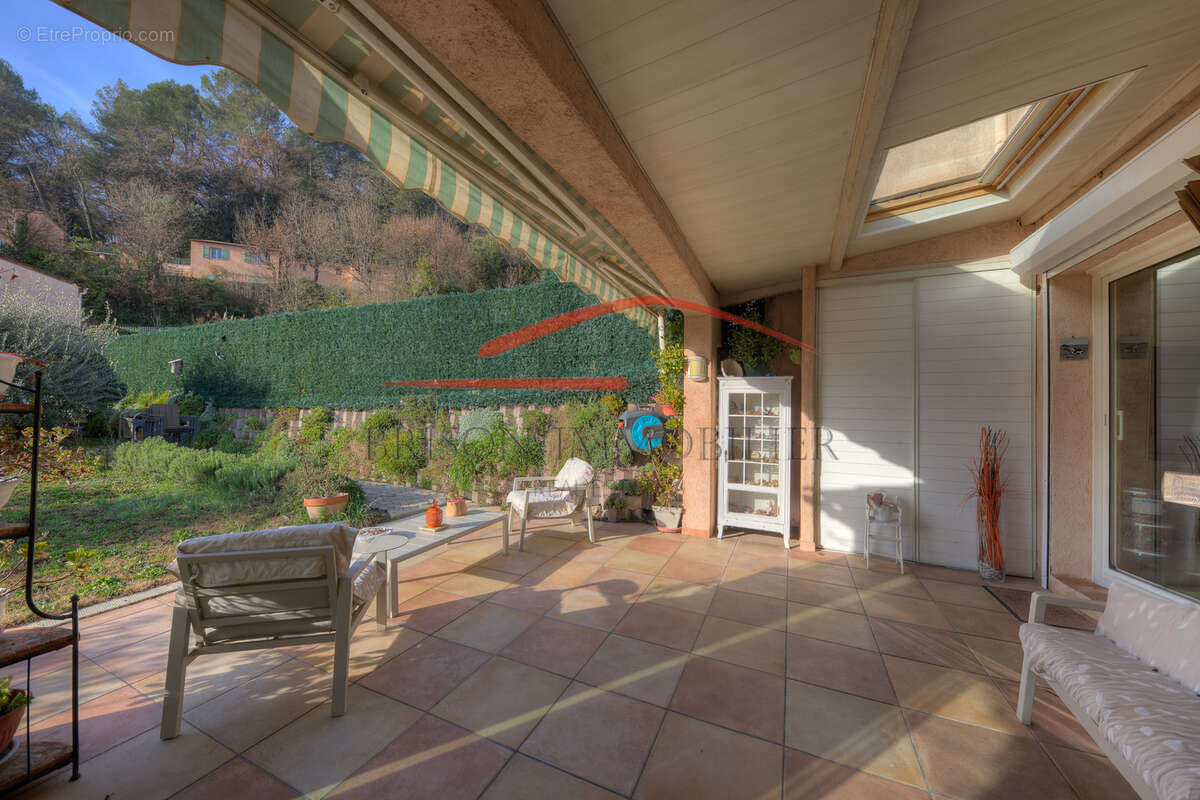 Maison à LA COLLE-SUR-LOUP