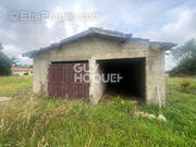 Terrain à SAULT-DE-NAVAILLES