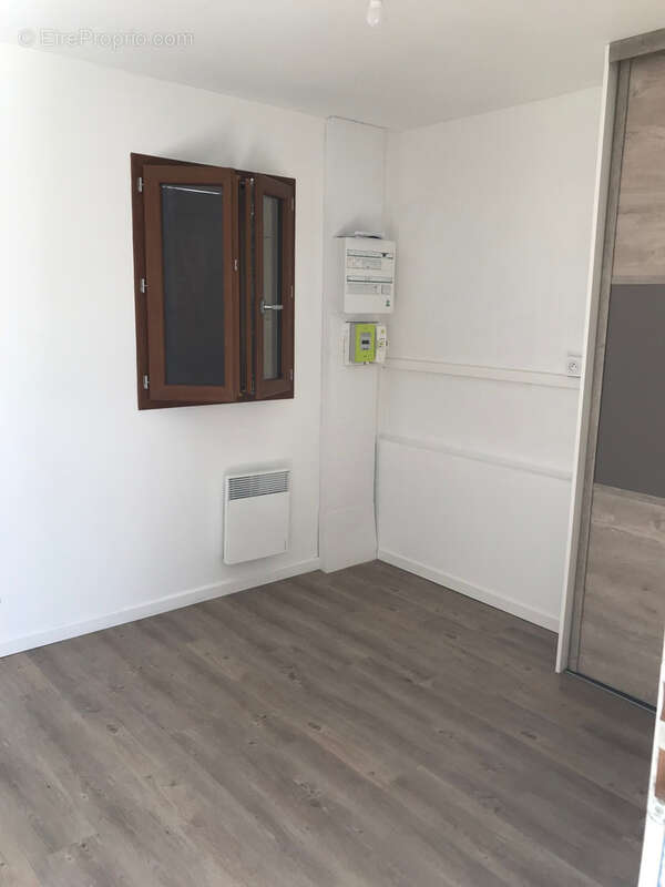 Appartement à MEES