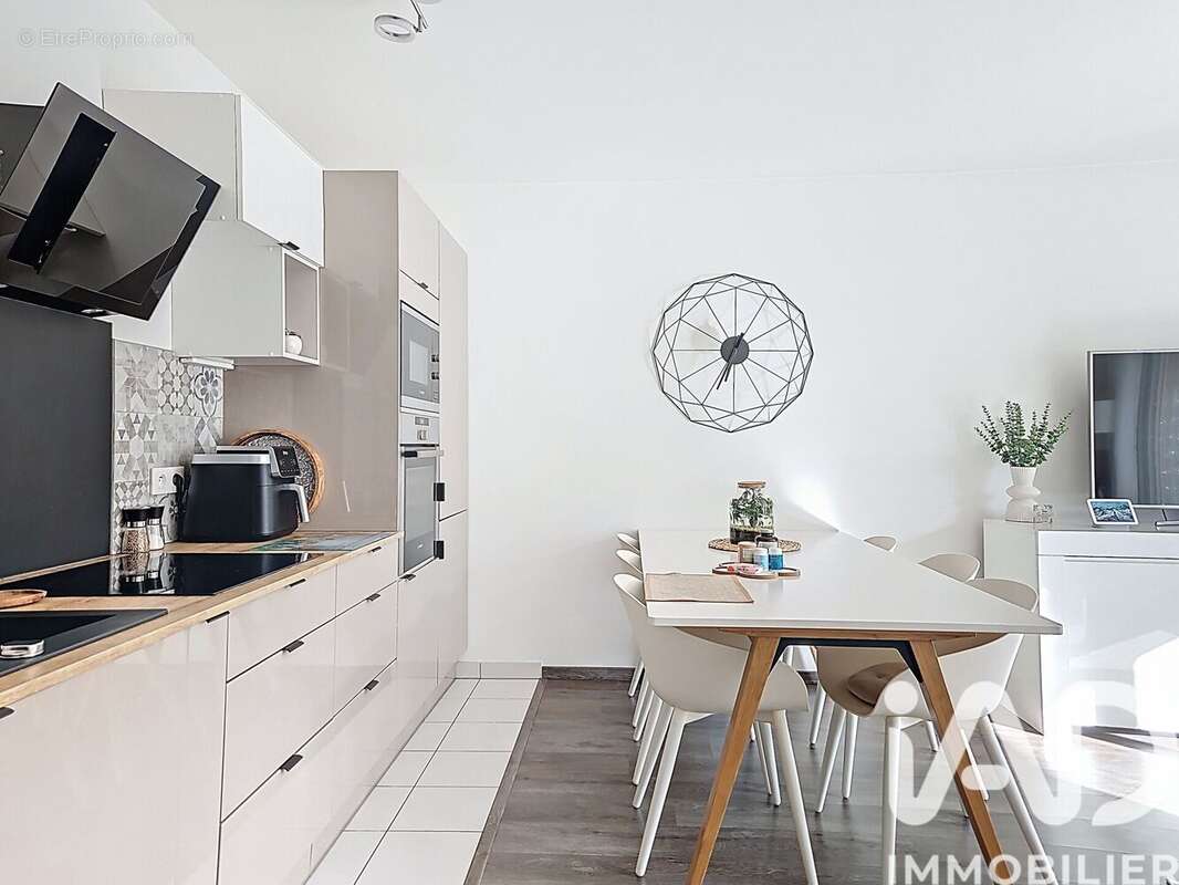 Photo 7 - Appartement à FLEURY-MEROGIS