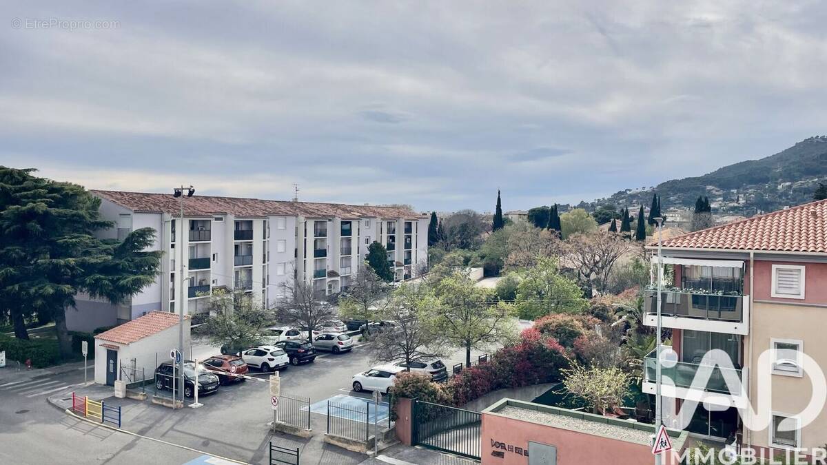 Photo 1 - Appartement à LA VALETTE-DU-VAR