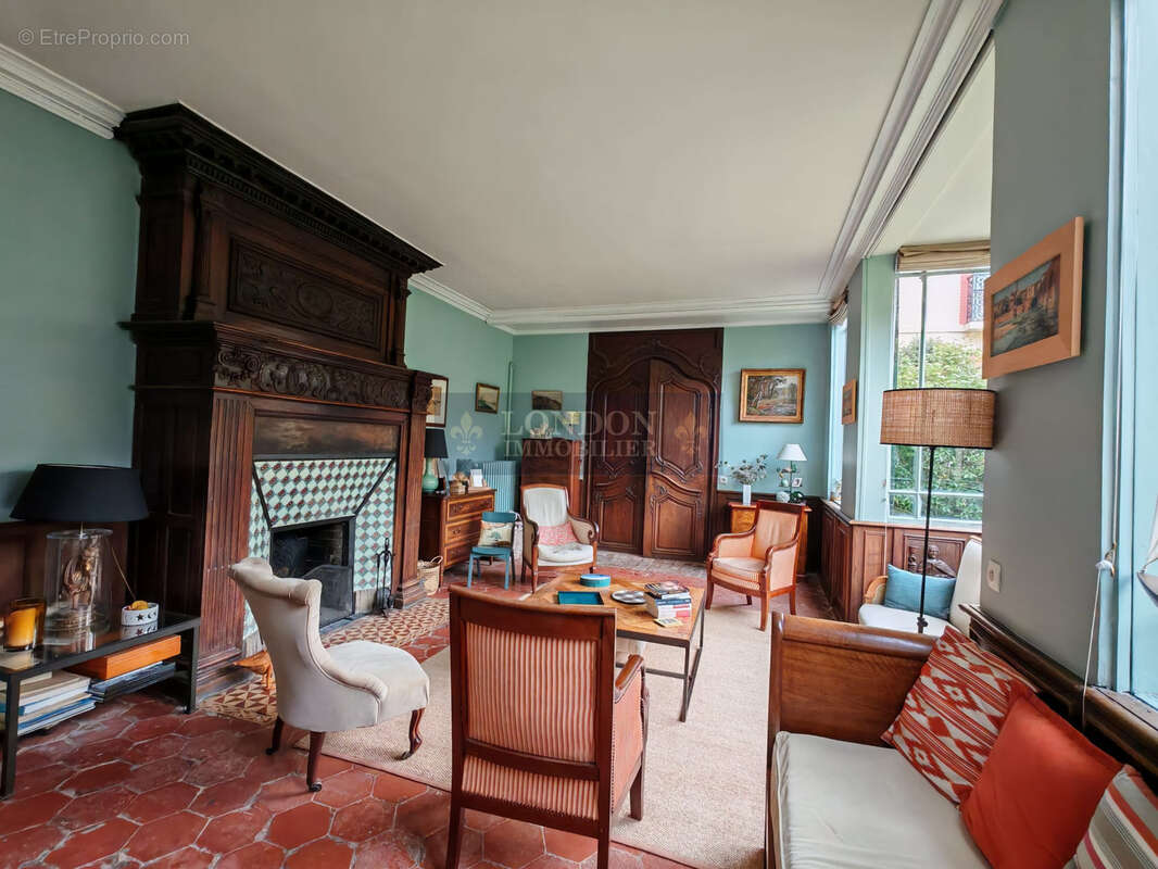 Maison à VERSAILLES