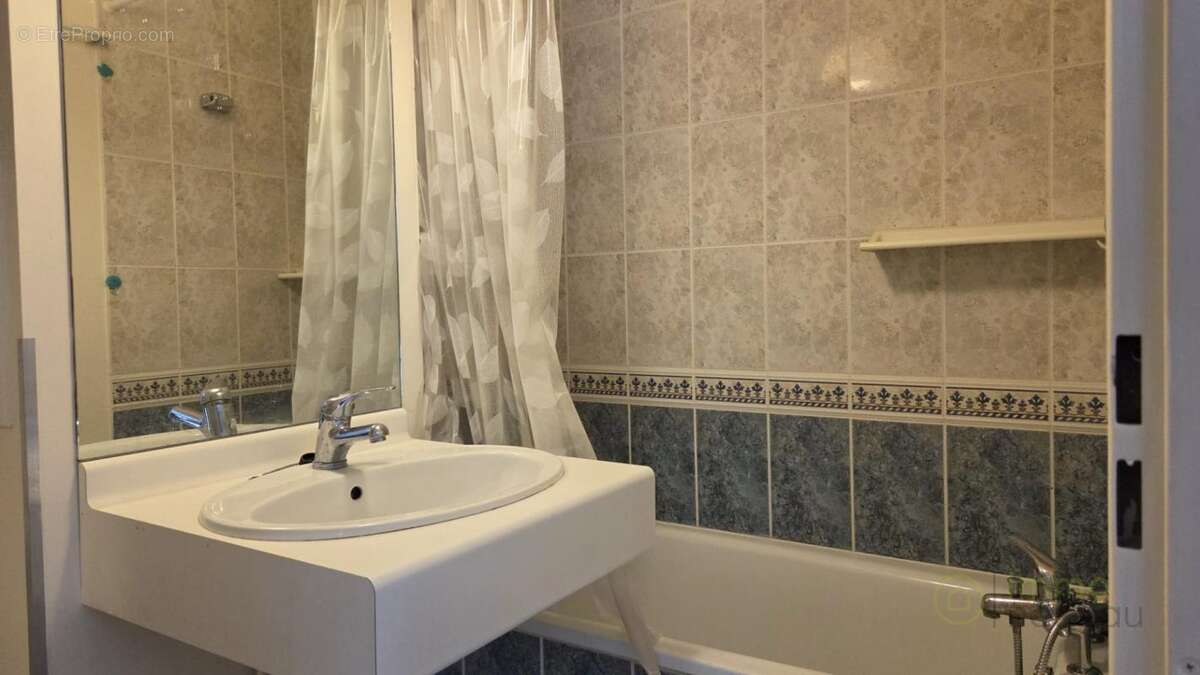 Appartement à SAINT-REMY-LES-CHEVREUSE