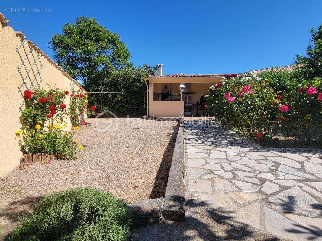 En exclusivité - Belle villa Languedocienne de 135 m² en plain pied sur 1000 m² de terrain à Poilhes 34310 - photo 9