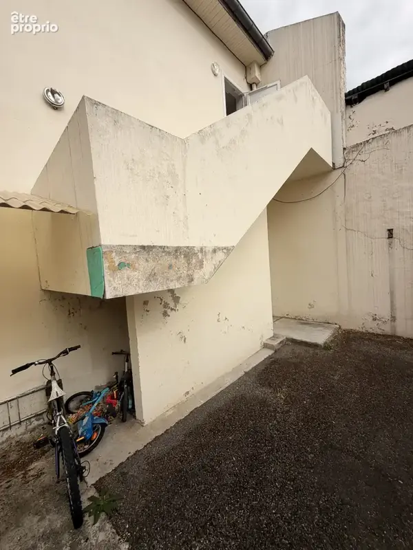 Vente plusieurs lots dans un immeuble - photo 70