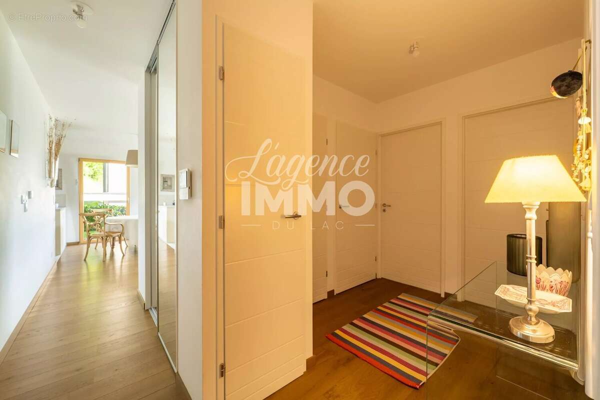 Appartement à SEVRIER
