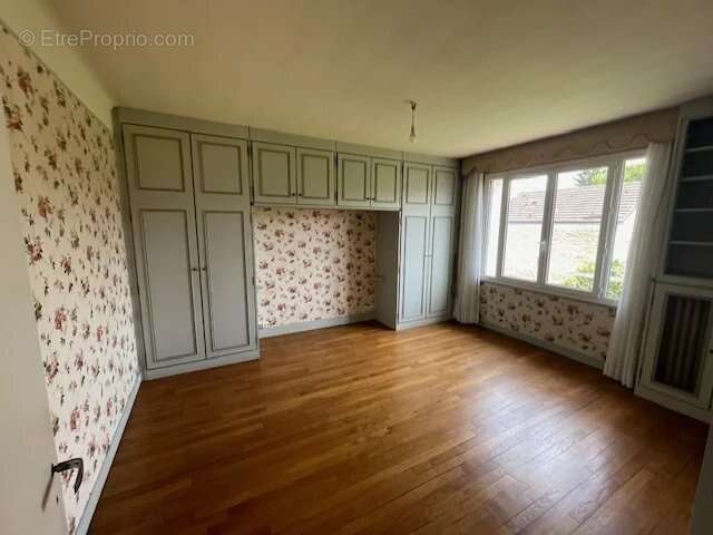Maison à SARTROUVILLE