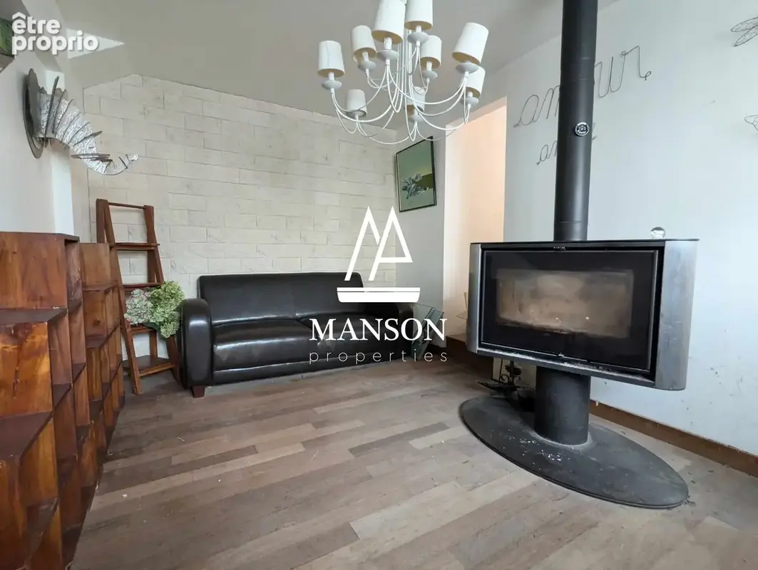 Maison 8 pièces 206 m² à vendre à Guingamp (22200) - photo 3