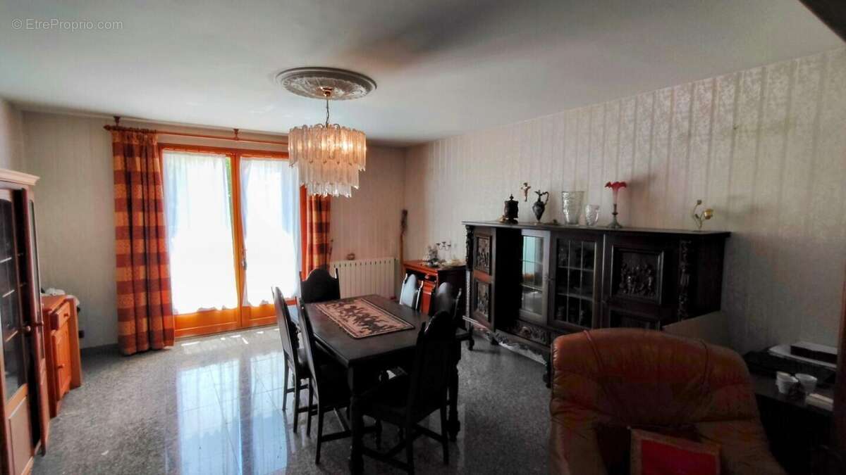 Maison à SAINT-PRIEST