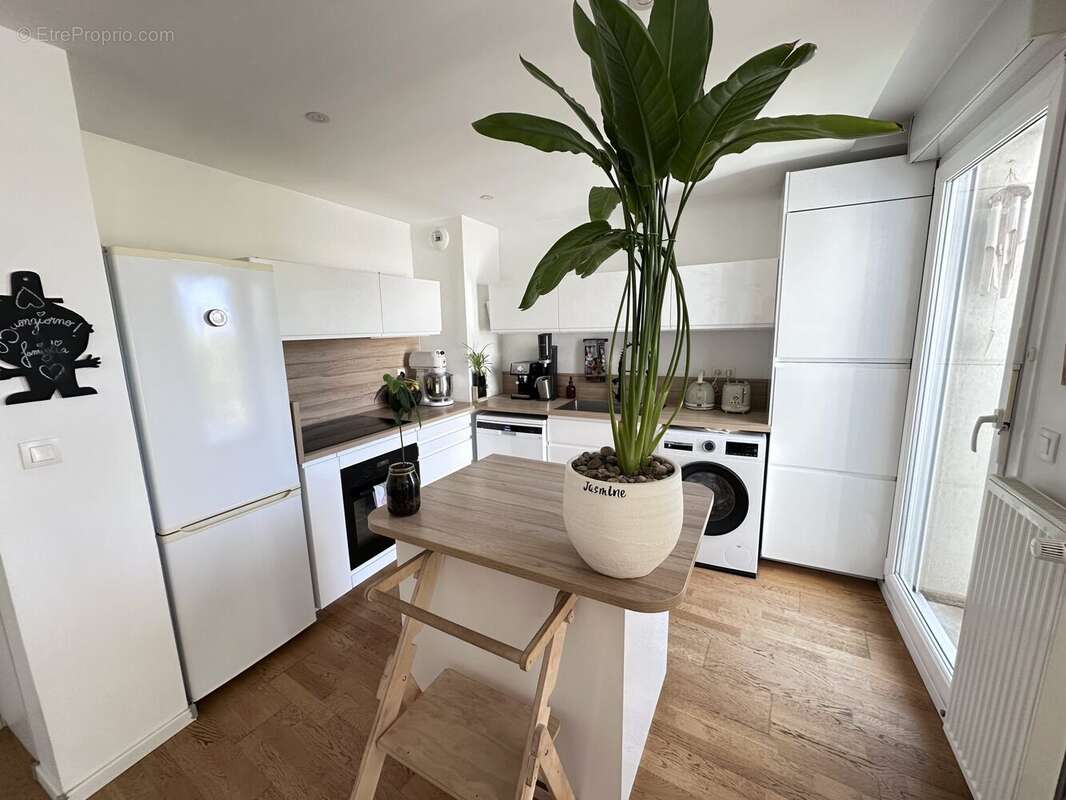 Cuisine US - Appartement à HOENHEIM