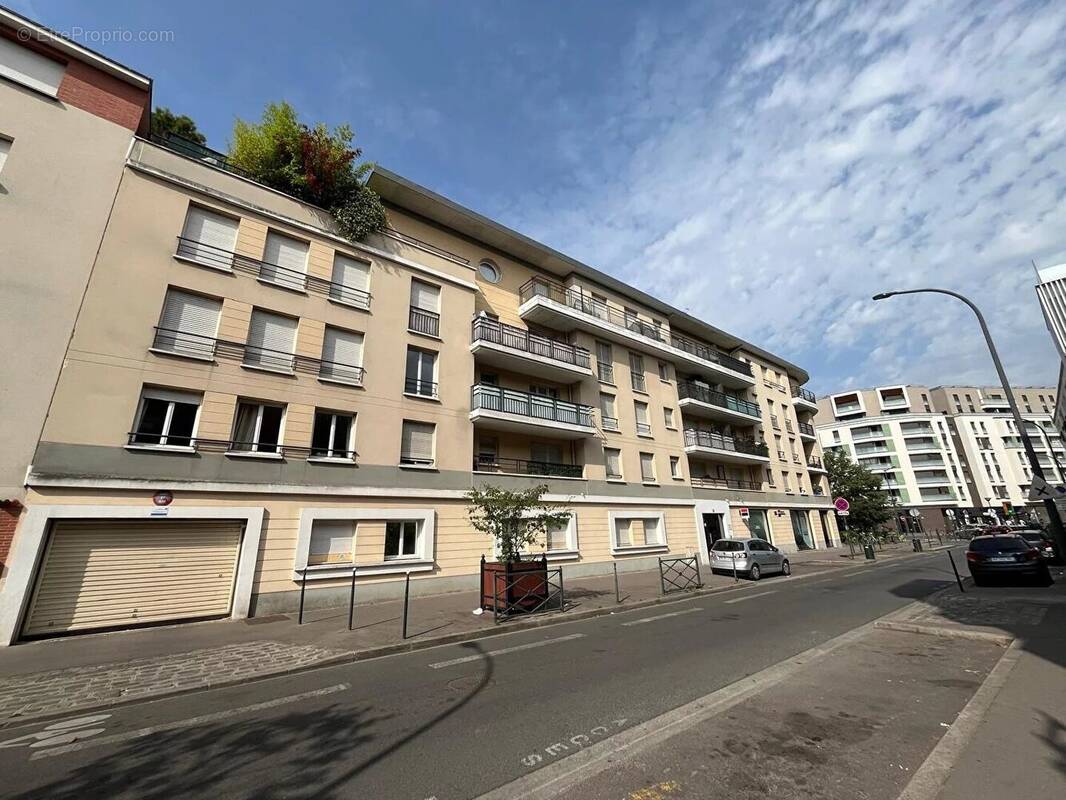 Parking à ASNIERES-SUR-SEINE