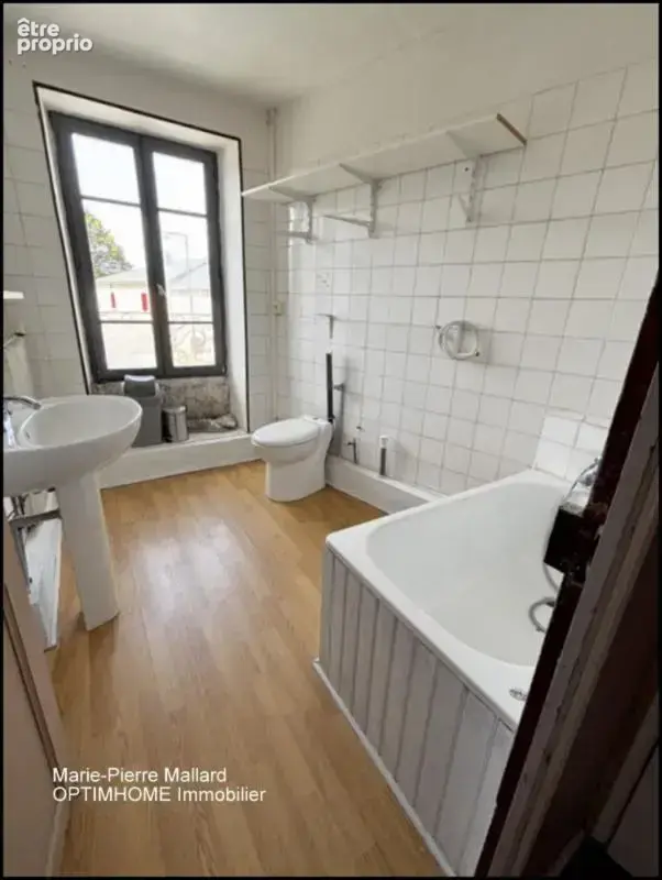 Une belle bâtisse en pierre au cœur d’un village creusois à SOUBREBOST (23) - photo 35